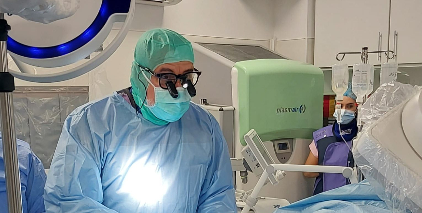 Premiera la Spitalul Floreasca | Primele interventii EVAR efectuate cu anestezie locala