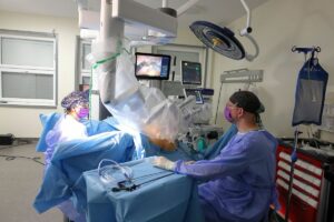 Premiera la Spitalul Judetean din Miercurea-Ciuc: Operatii robotice pentru cancer de endometru